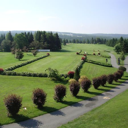 ホテル La Cache Du Golf Beauceville エクステリア 写真